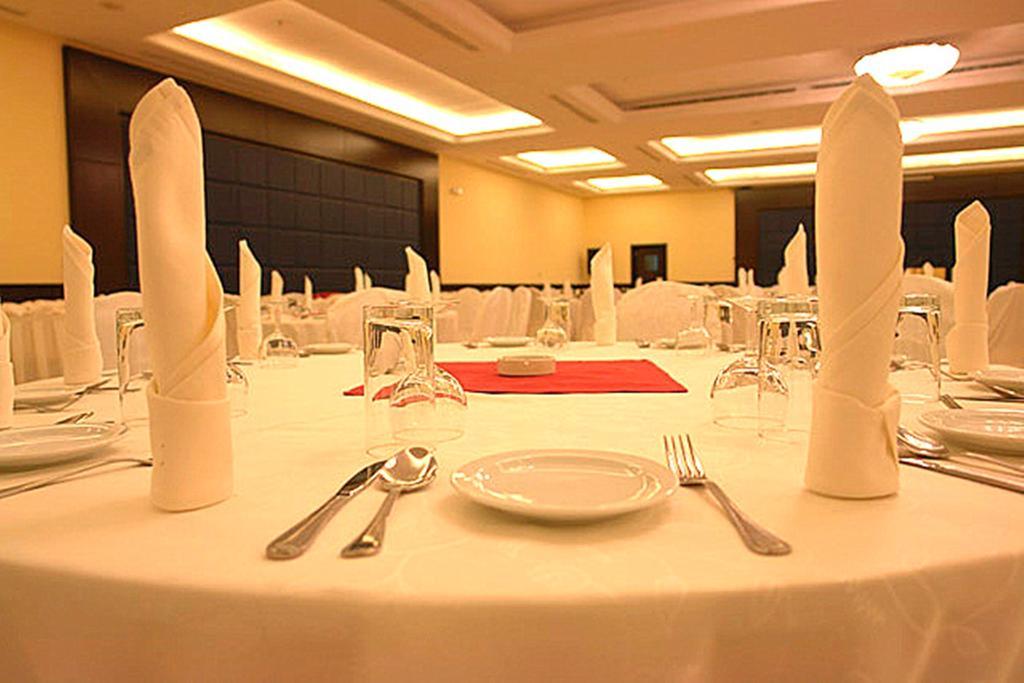 Transcorp Hotels Calabar Exterior foto