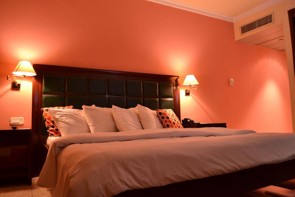 Transcorp Hotels Calabar Habitación foto