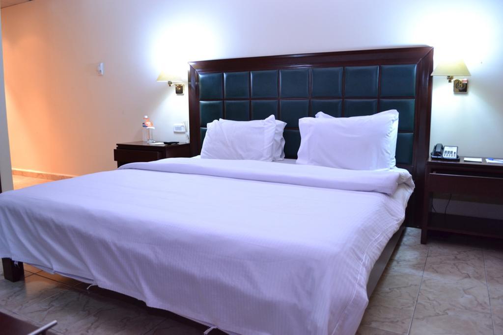 Transcorp Hotels Calabar Exterior foto